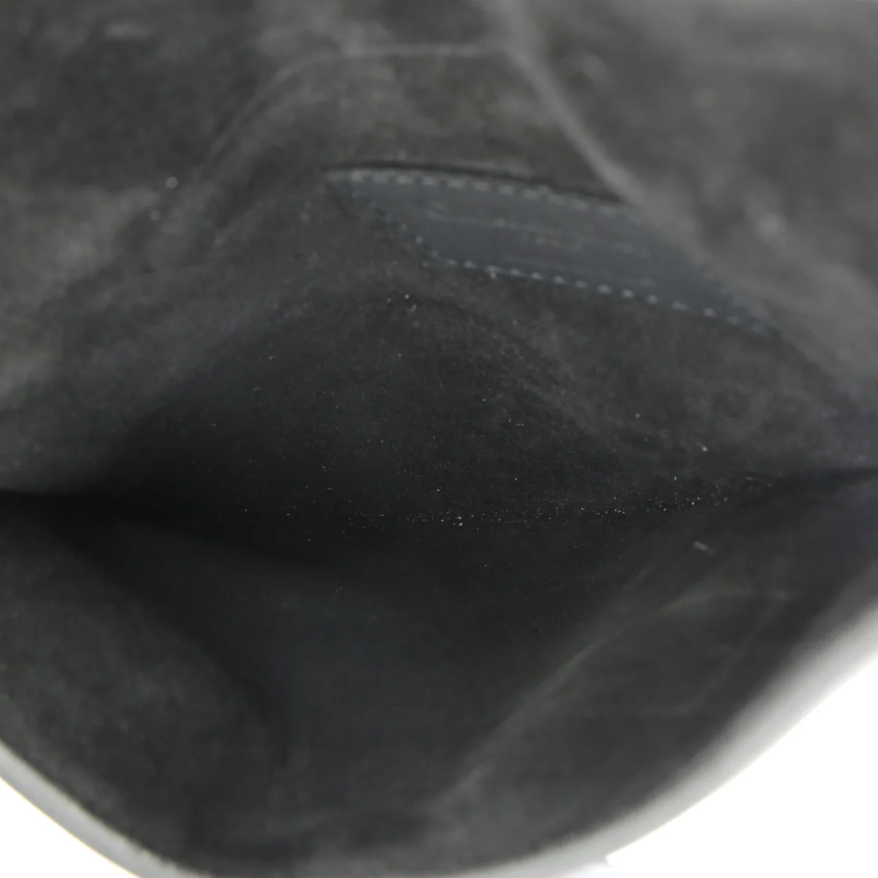 Ultra Matte Saddle Belt Bag Leather - Deep Luxury