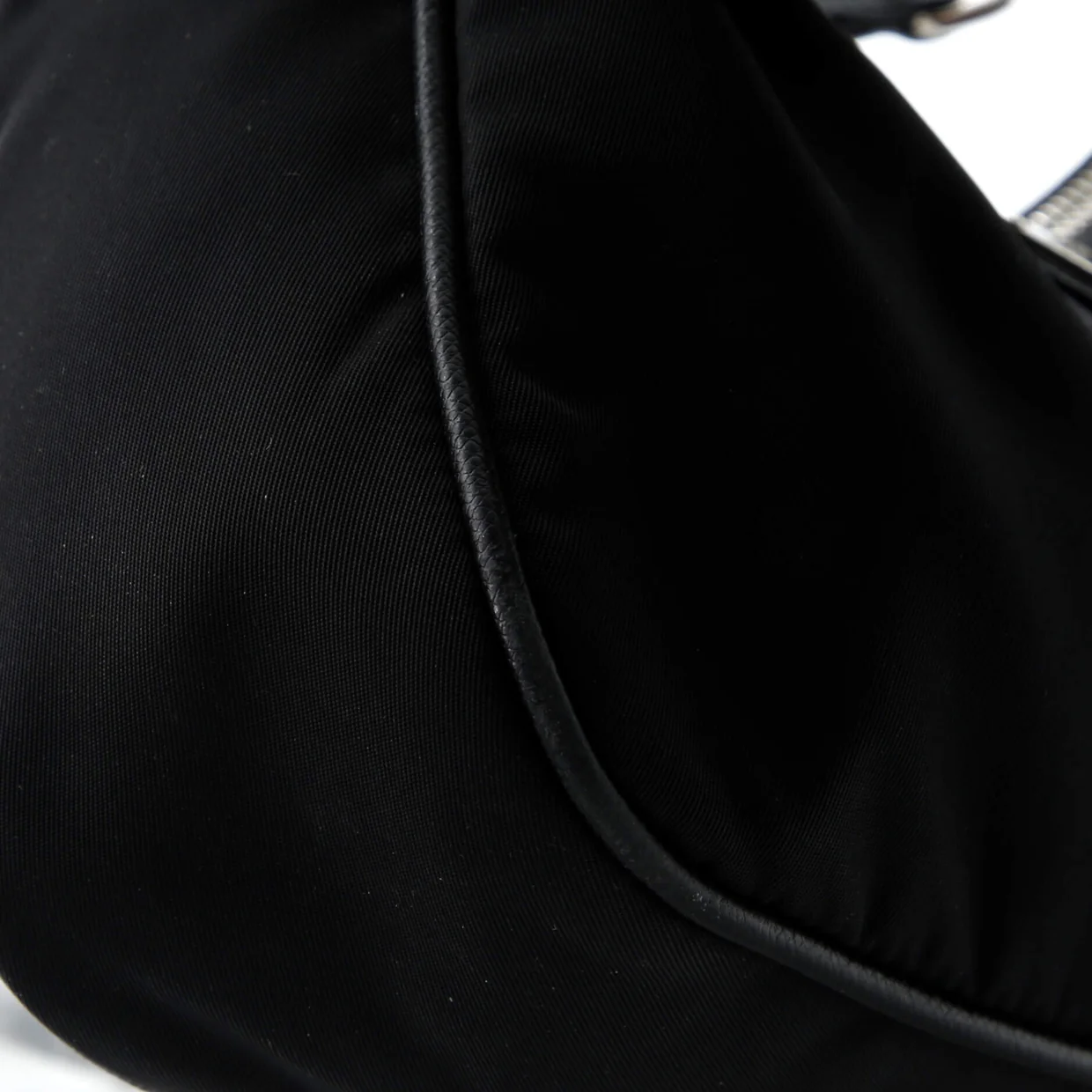 Re-Edition 2005 Shoulder Bag Tessuto Small - Deep Luxury