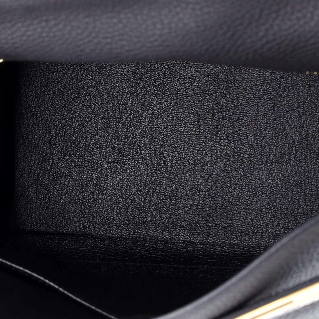 Kelly Handbag Noir Clemence with Gold Hardware 28 - Deep Luxury