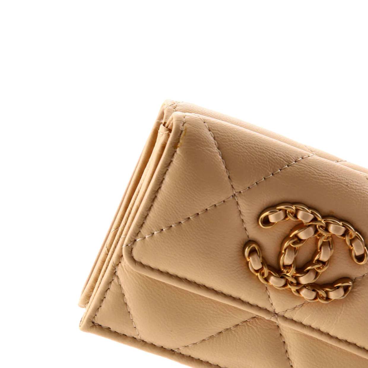 19 Trifold Flap Wallet Quilted Lambskin Small - Deep Luxury