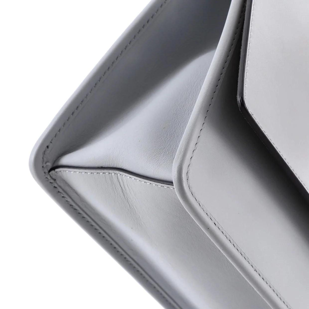 Kan I F Shoulder Bag Leather Medium - Deep Luxury