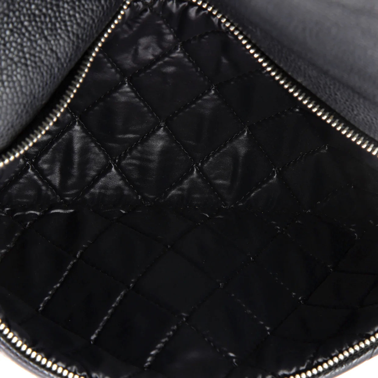 Beauty CC Clutch Quilted Caviar - Deep Luxury