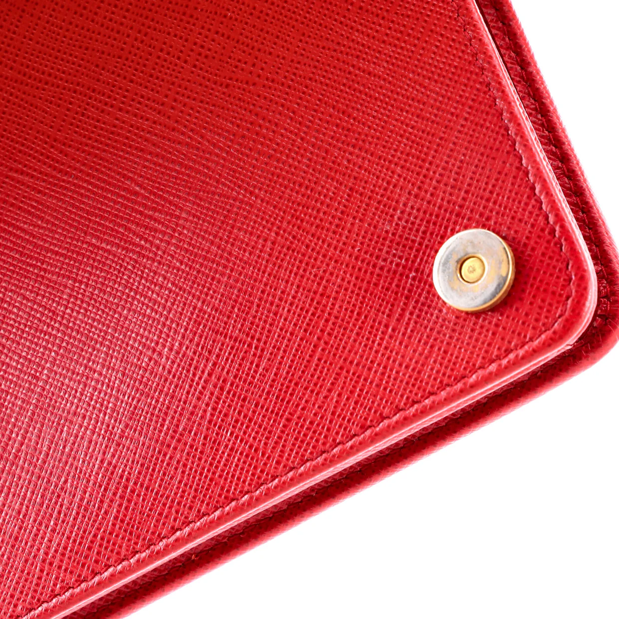 Chain Wallet Crossbody Saffiano Leather - Deep Luxury