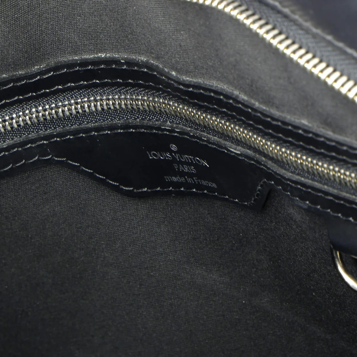 Brea Handbag Epi Leather MM - Deep Luxury