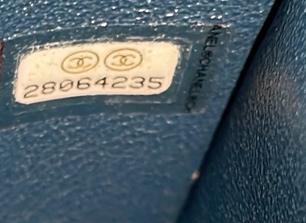 Trendy CC Top Handle Bag Chevron Lambskin Medium - Deep Luxury