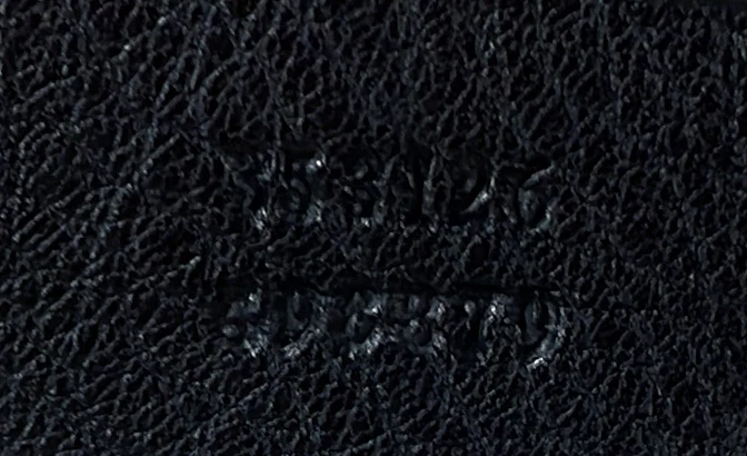 Soho Chain Zip Shoulder Bag Leather Medium - Deep Luxury