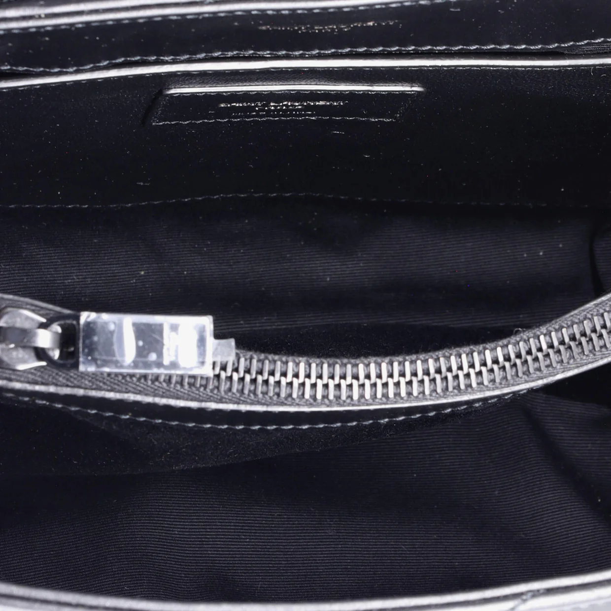 Loulou Shoulder Bag Matelasse Chevron Leather Small - Deep Luxury