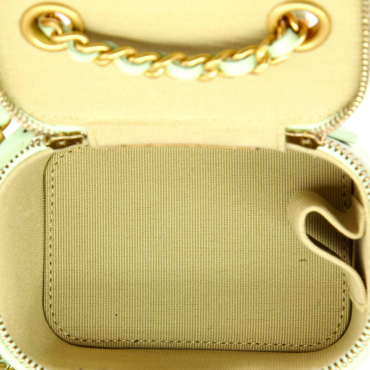Pearl Crush Vanity Case with Chain Quilted Lambskin Mini - Deep Luxury