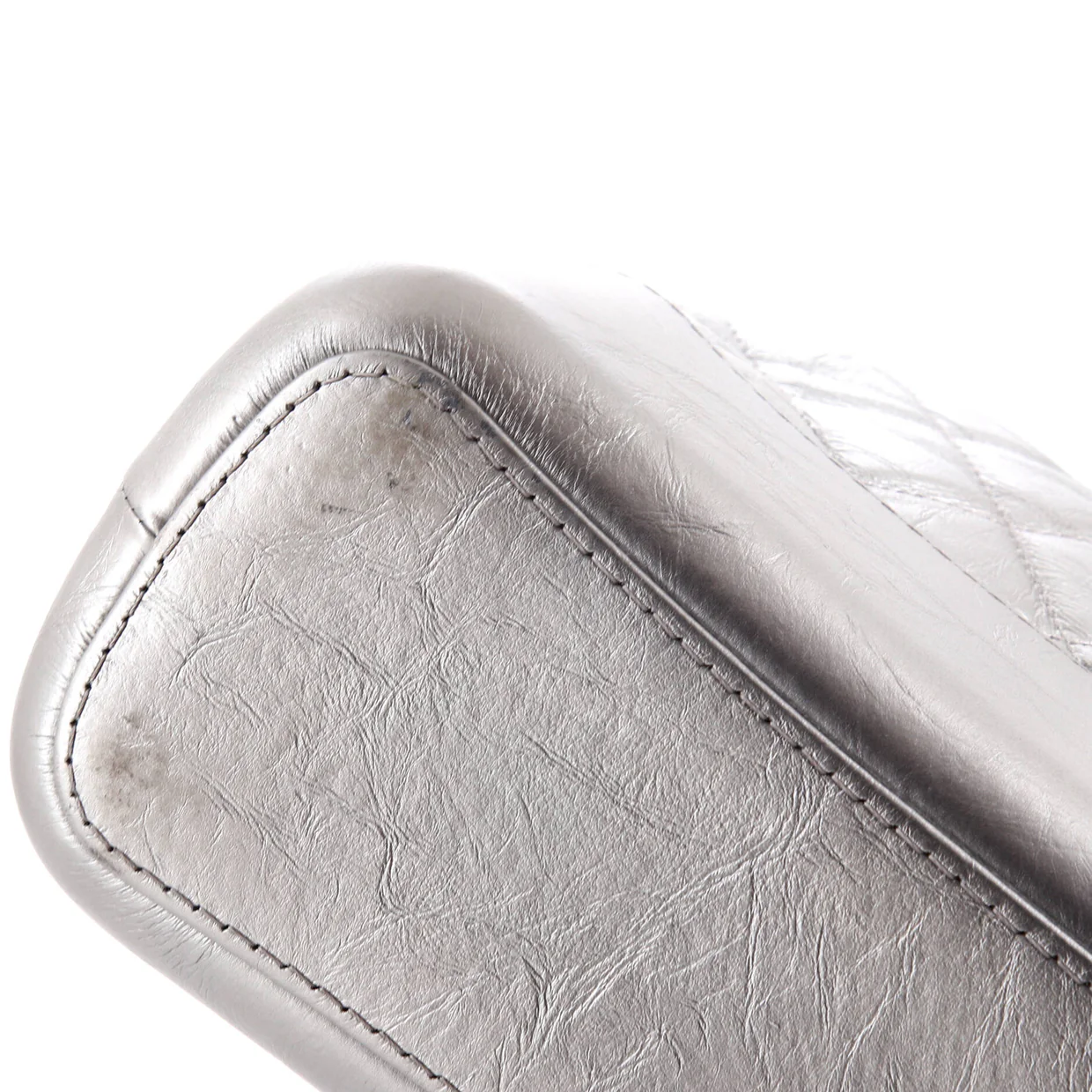 Gabrielle Hobo Quilted Metallic Aged Calfskin Medium - Deep Luxury