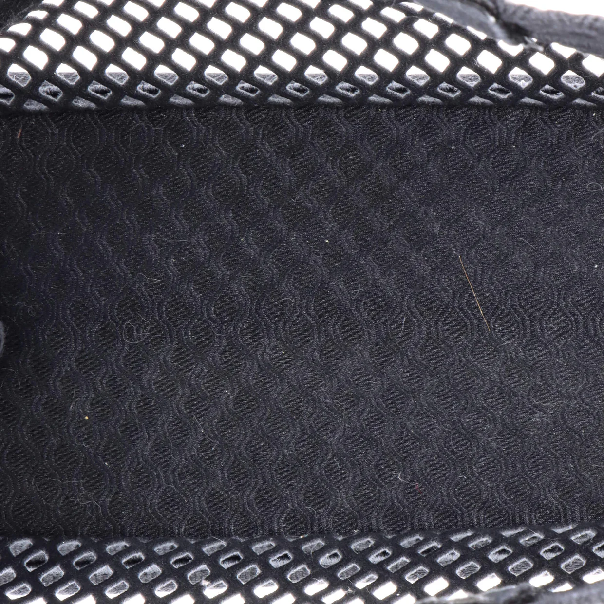 Book Tote Mesh Medium - Deep Luxury