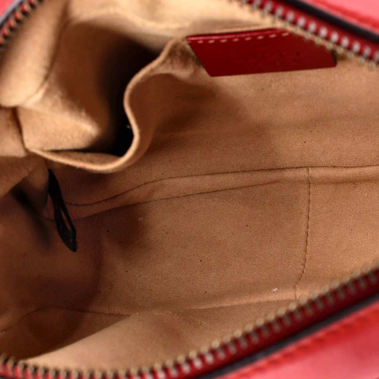 GG Marmont Shoulder Bag Matelasse Leather Mini - Deep Luxury