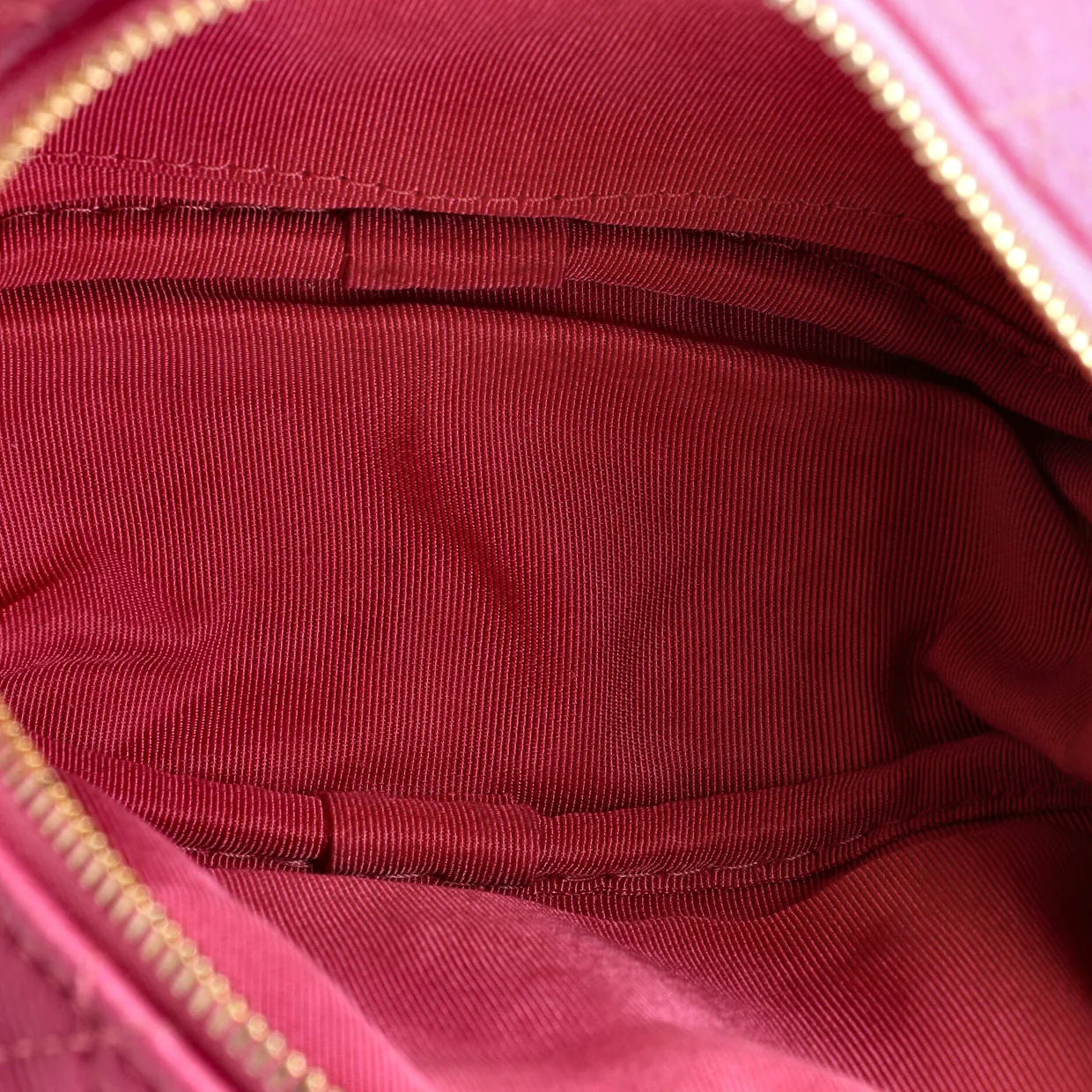 CC Day Camera Case Quilted Caviar Small - Deep Luxury