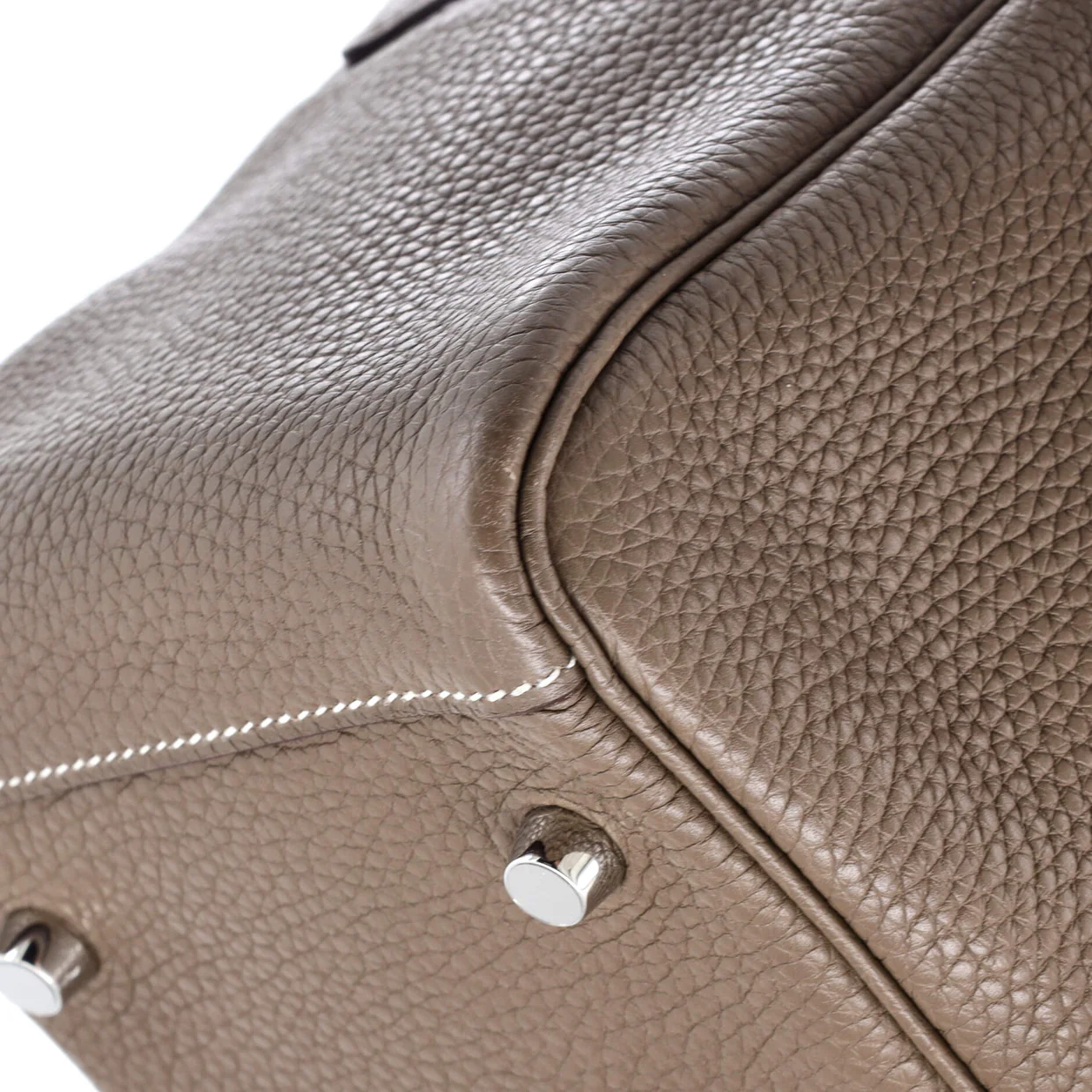 Lindy Bag Clemence 26 - Deep Luxury
