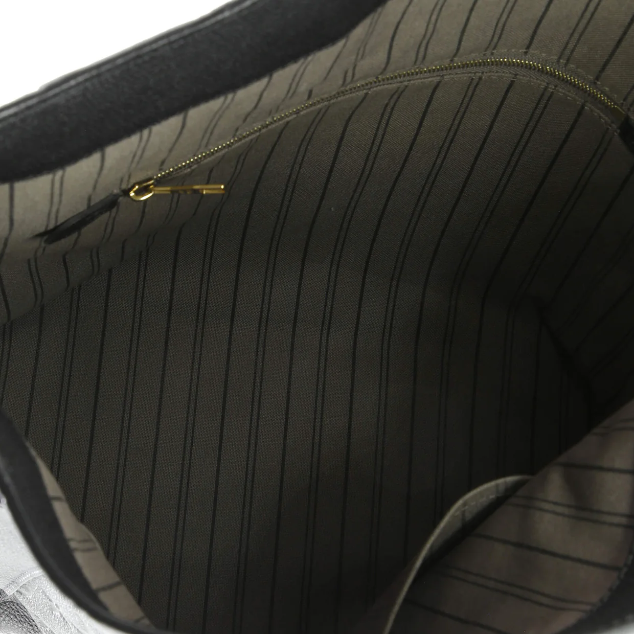 Bagatelle Hobo Monogram Empreinte Leather - Deep Luxury