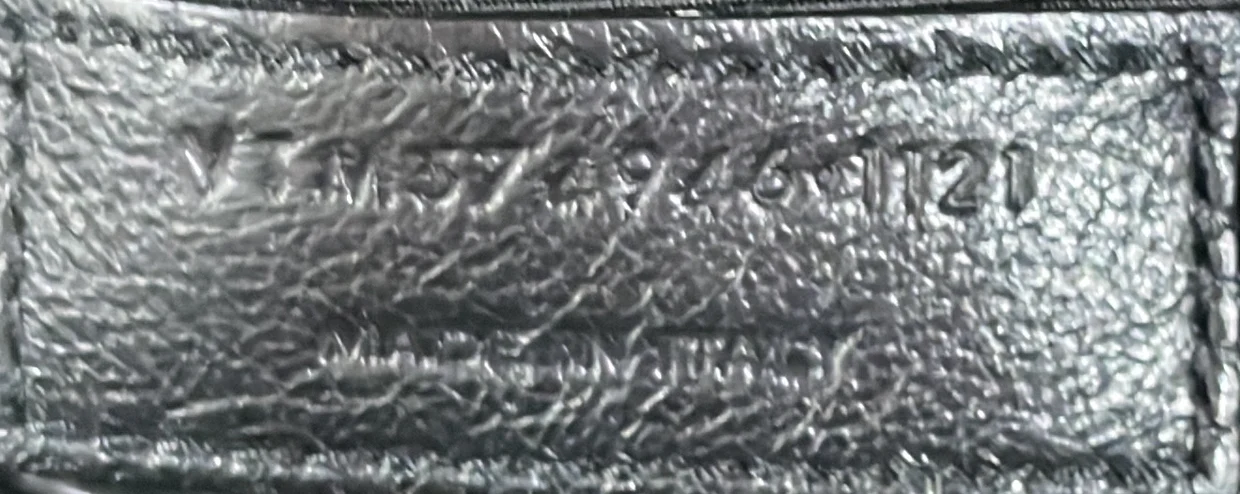 Loulou Shoulder Bag Matelasse Chevron Leather Medium - Deep Luxury