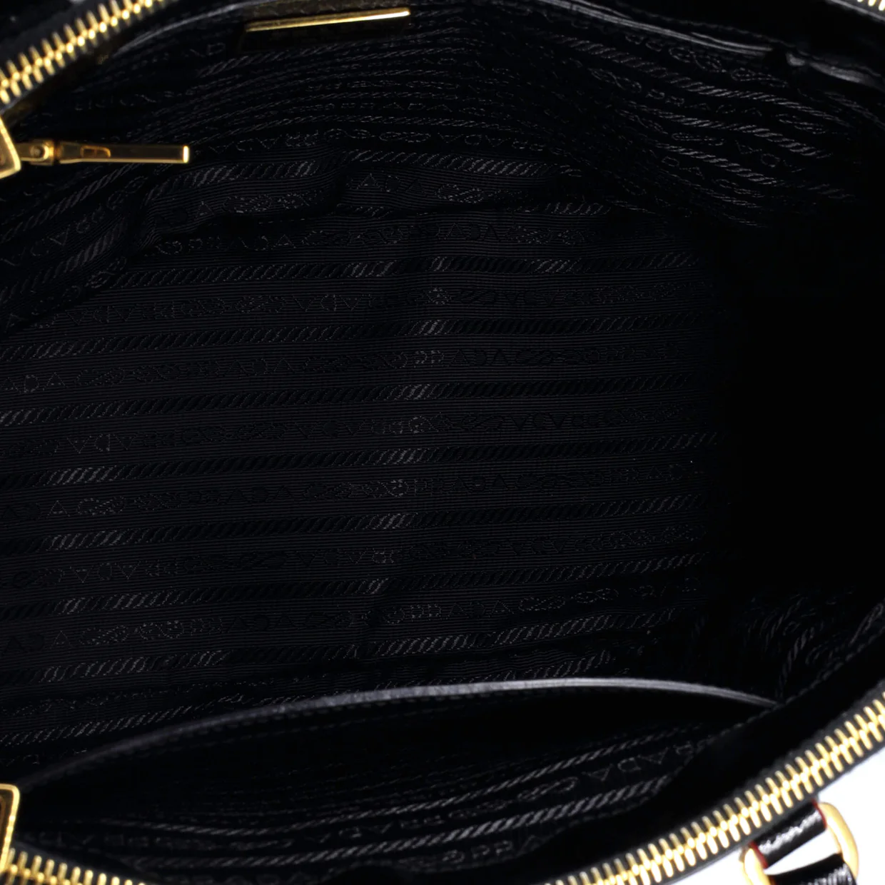 Double Zip Lux Tote Vernice Saffiano Leather Small - Deep Luxury