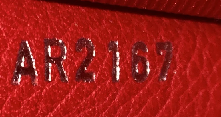 Lockme II Handbag Leather BB - Deep Luxury