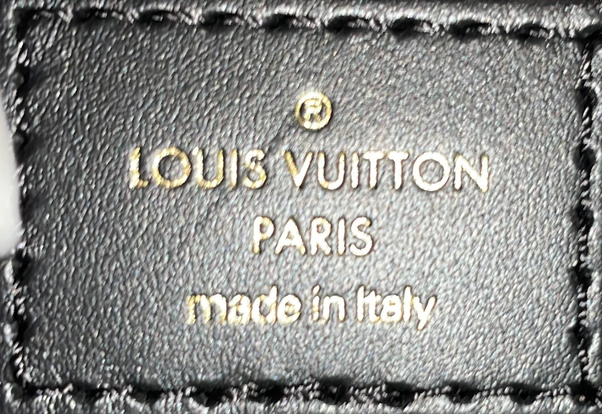 Pillow OnTheGo Tote Monogram Quilted Econyl Nylon MM - Deep Luxury