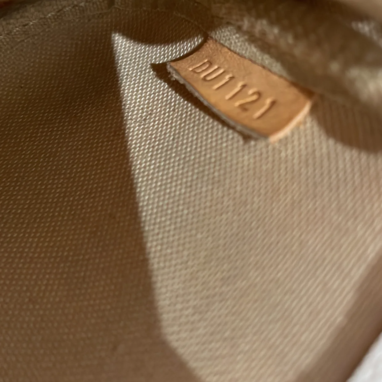 Pochette Accessoires Damier Mini - Deep Luxury