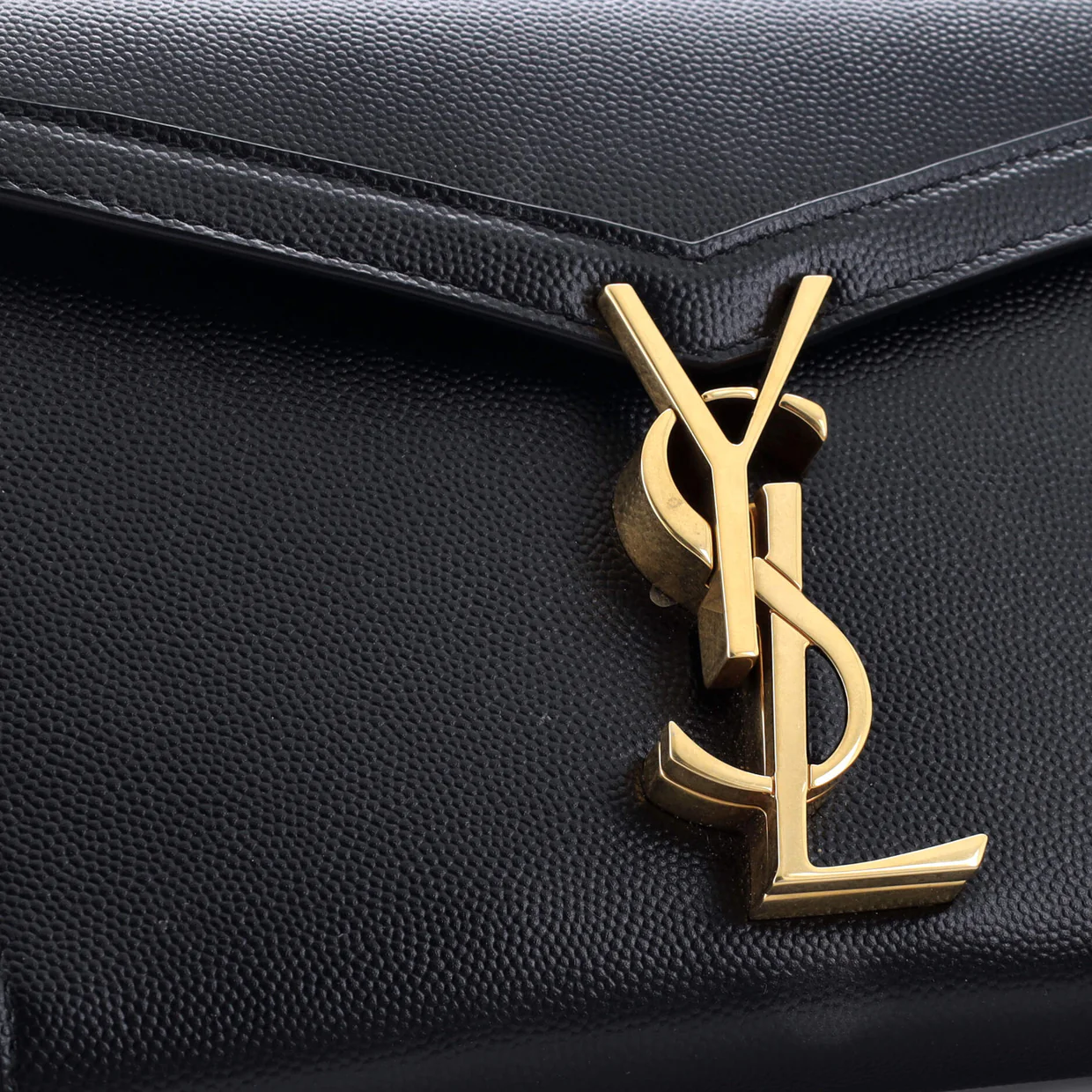 Cassandra Chain Shoulder Bag Leather Small - Deep Luxury