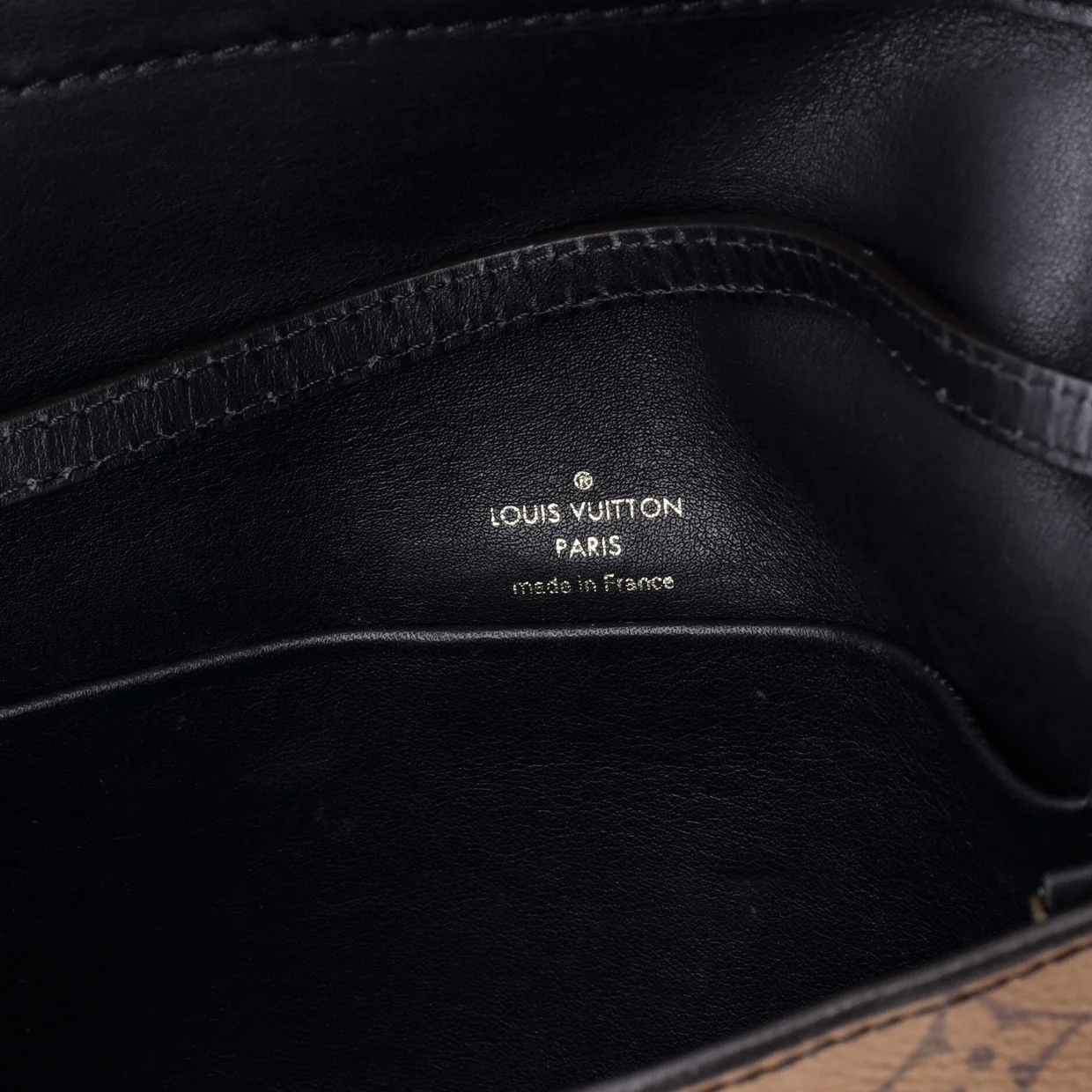 Column Clutch Reverse Monogram Canvas with Calfskin - Deep Luxury