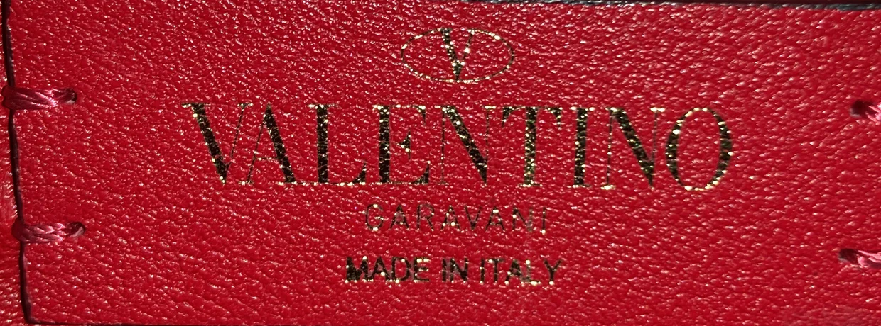 VRing Shoulder Bag Leather Medium - Deep Luxury