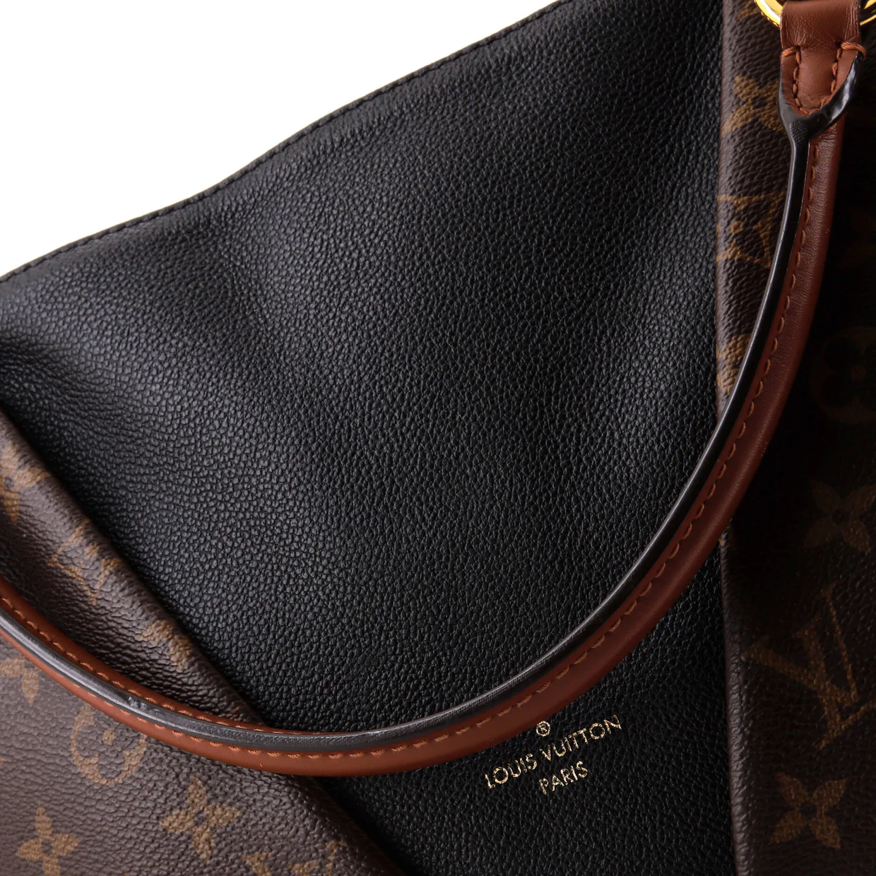 V Tote Monogram Canvas and Leather MM - Deep Luxury