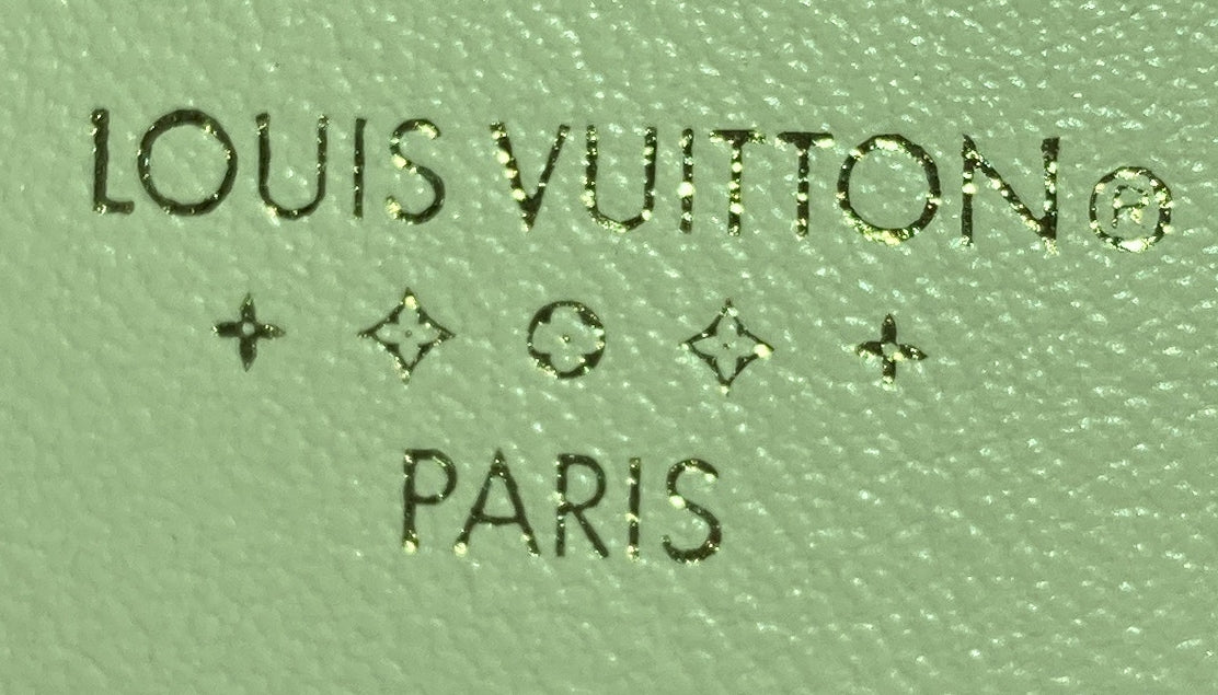 LV Pont 9 Wallet Leather Compact - Deep Luxury