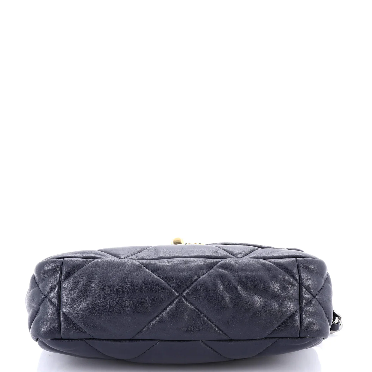19 Flap Bag Quilted Leather Medium - Deep Luxury