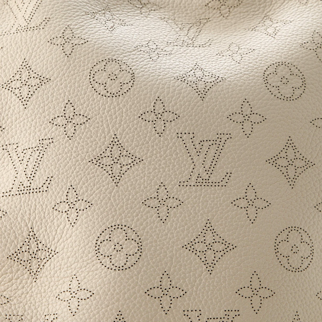 Babylone Handbag Mahina Leather BB - Deep Luxury