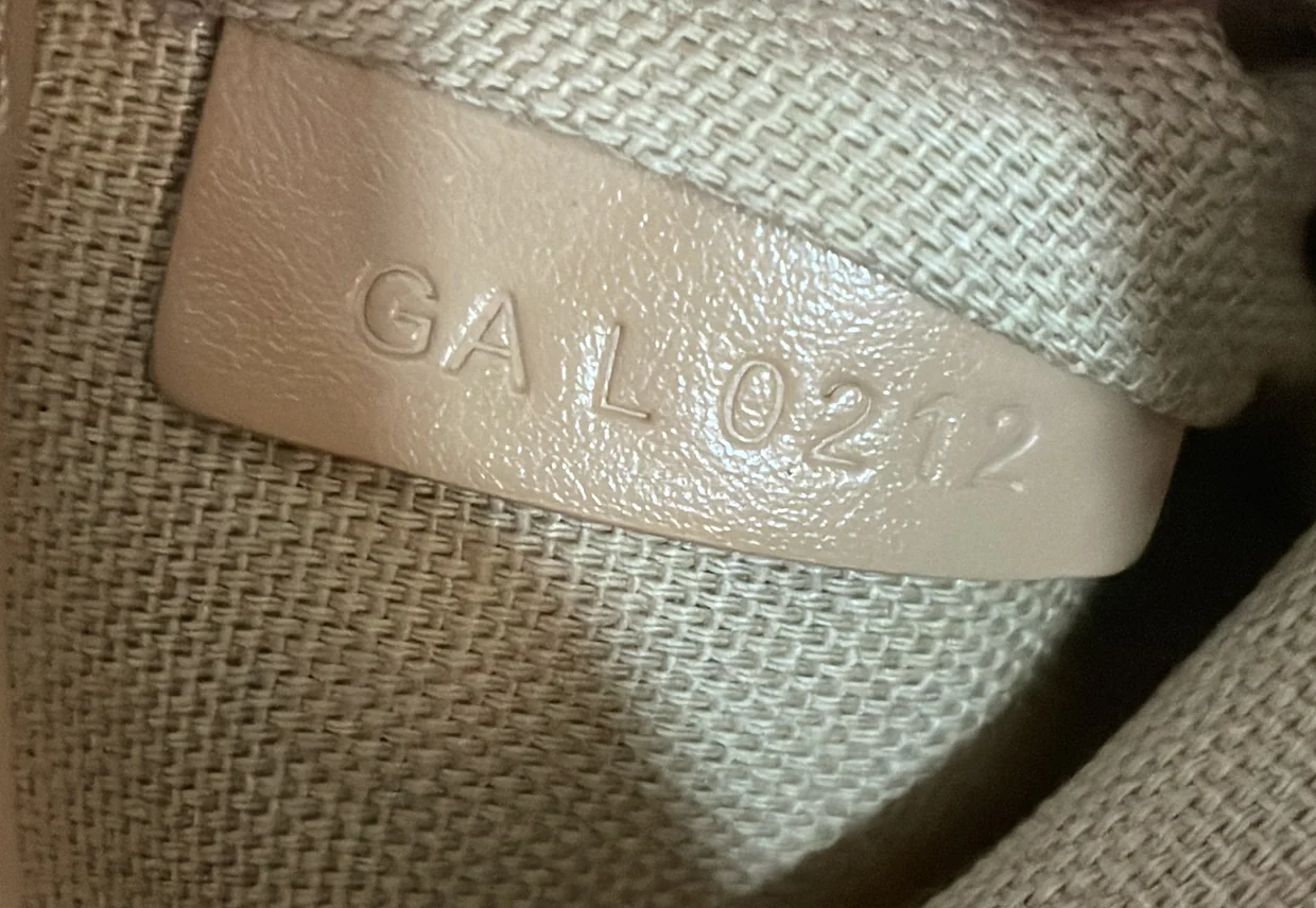 Antigona Sport Bag Leather Mini - Deep Luxury