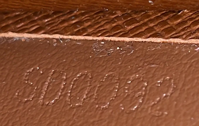 Cite Pochette Monogram Canvas - Deep Luxury