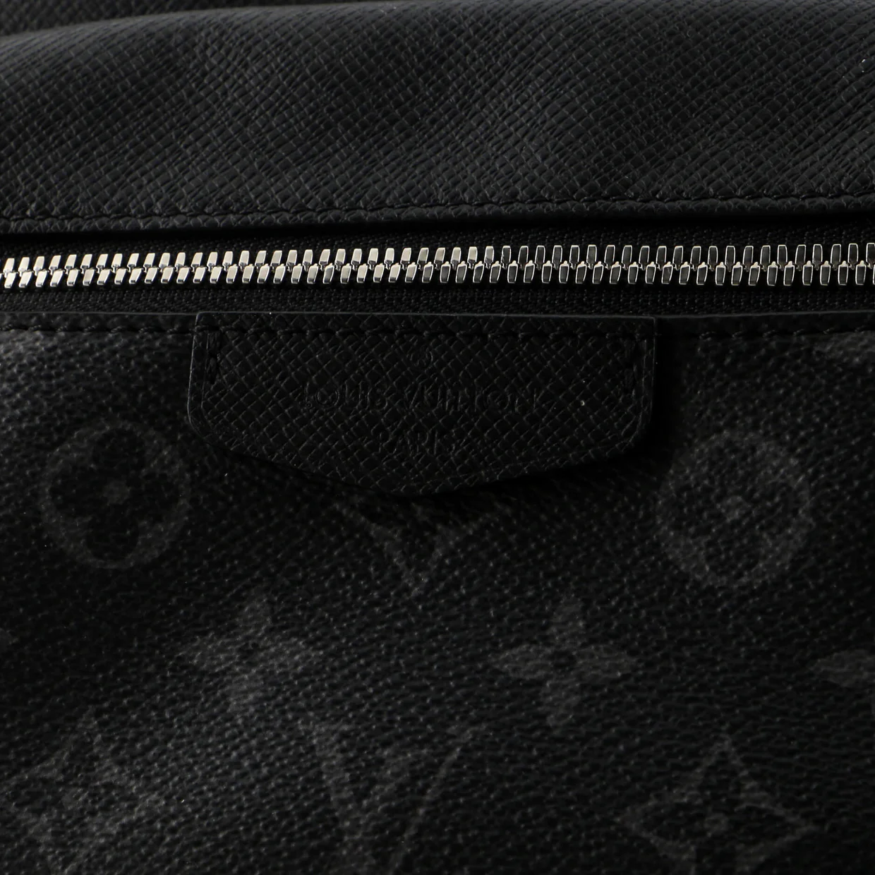 Outdoor Messenger Bag Monogram Taigarama - Deep Luxury