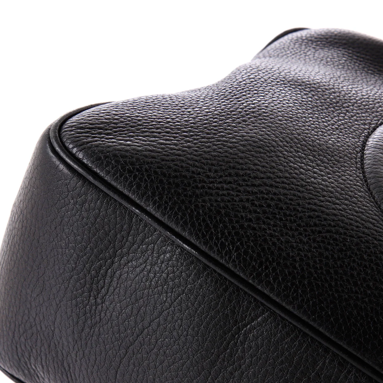 Soho Chain Zip Shoulder Bag Leather Medium - Deep Luxury