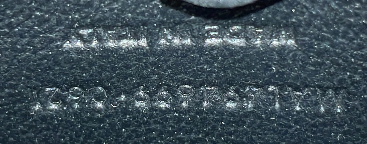 Loulou Shoulder Bag Matelasse Chevron Leather Small - Deep Luxury