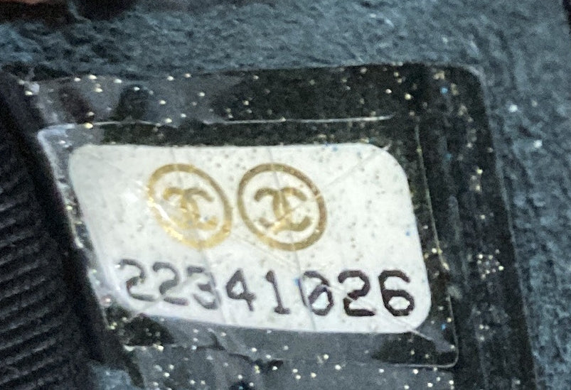 Boy Flap Bag Quilted Iridescent Glazed Calfskin New Medium - Deep Luxury