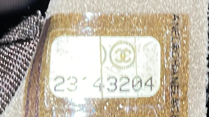 So Black Boy Flap Bag Quilted Caviar New Medium - Deep Luxury