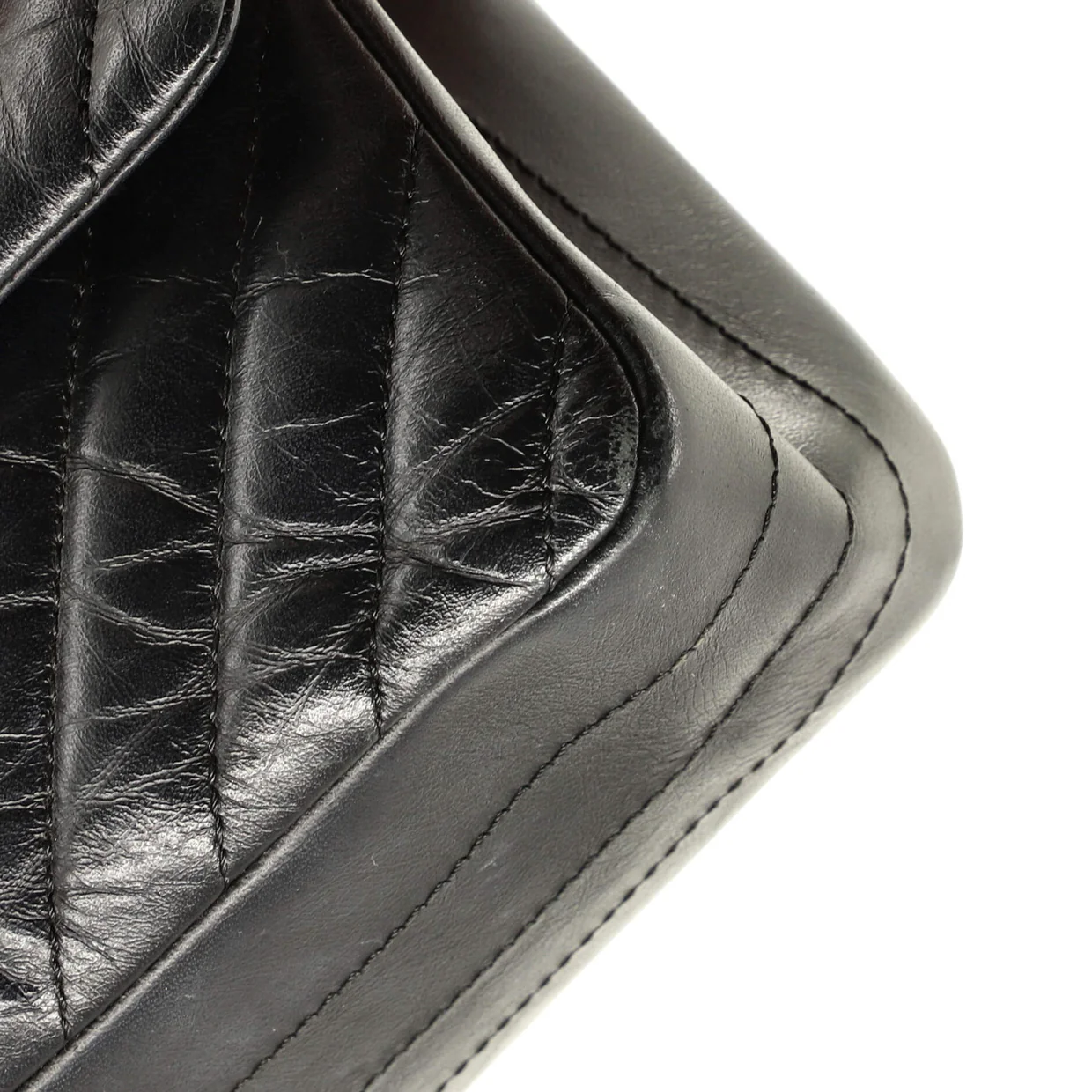 So Black Reissue 2.55 Flap Bag Chevron Aged Calfskin 225 - Deep Luxury