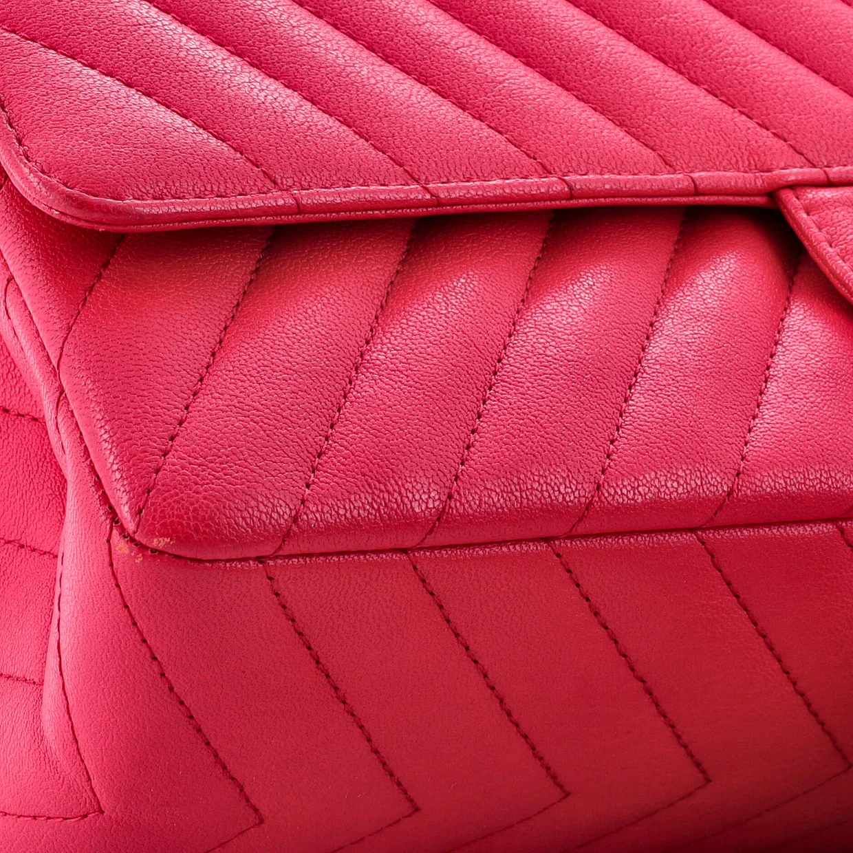 Reissue 2.55 Flap Bag Chevron Aged Calfskin 226 - Deep Luxury