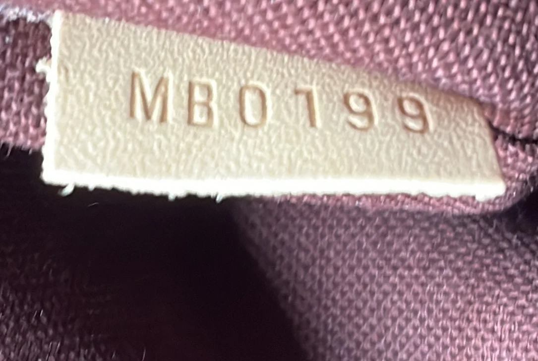 Rivoli Handbag Monogram Canvas PM - Deep Luxury