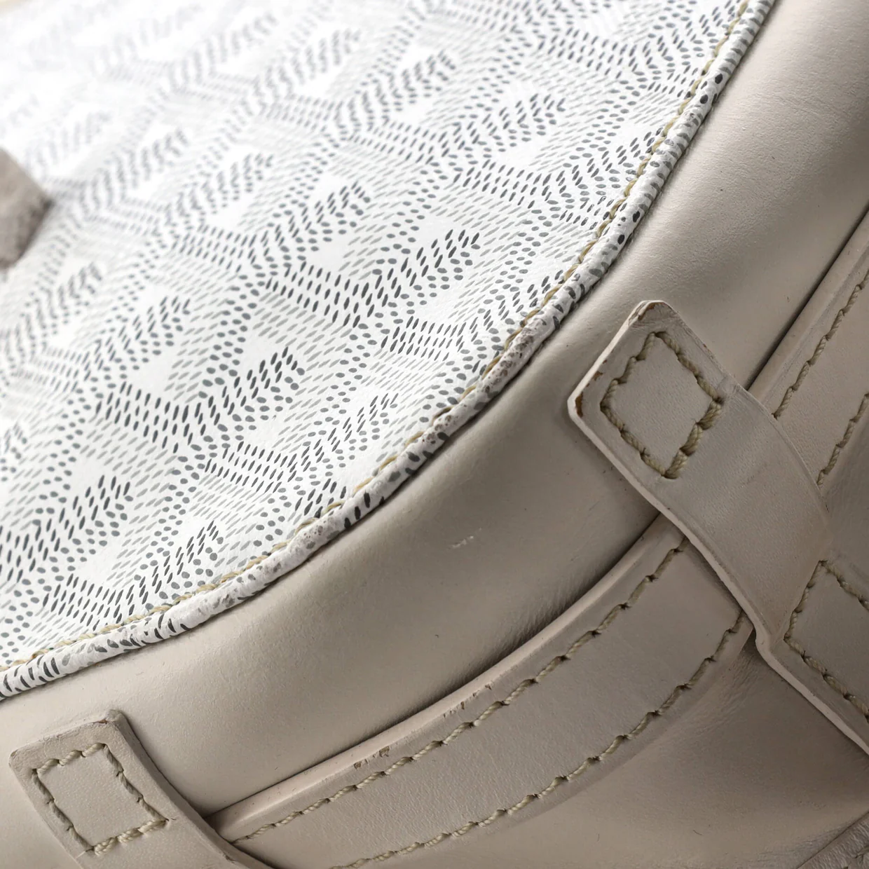 Belvedere II Messenger Bag Coated Canvas PM - Deep Luxury