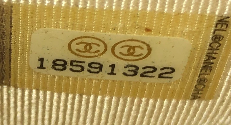 Wallet on Chain Quilted Lambskin - Deep Luxury