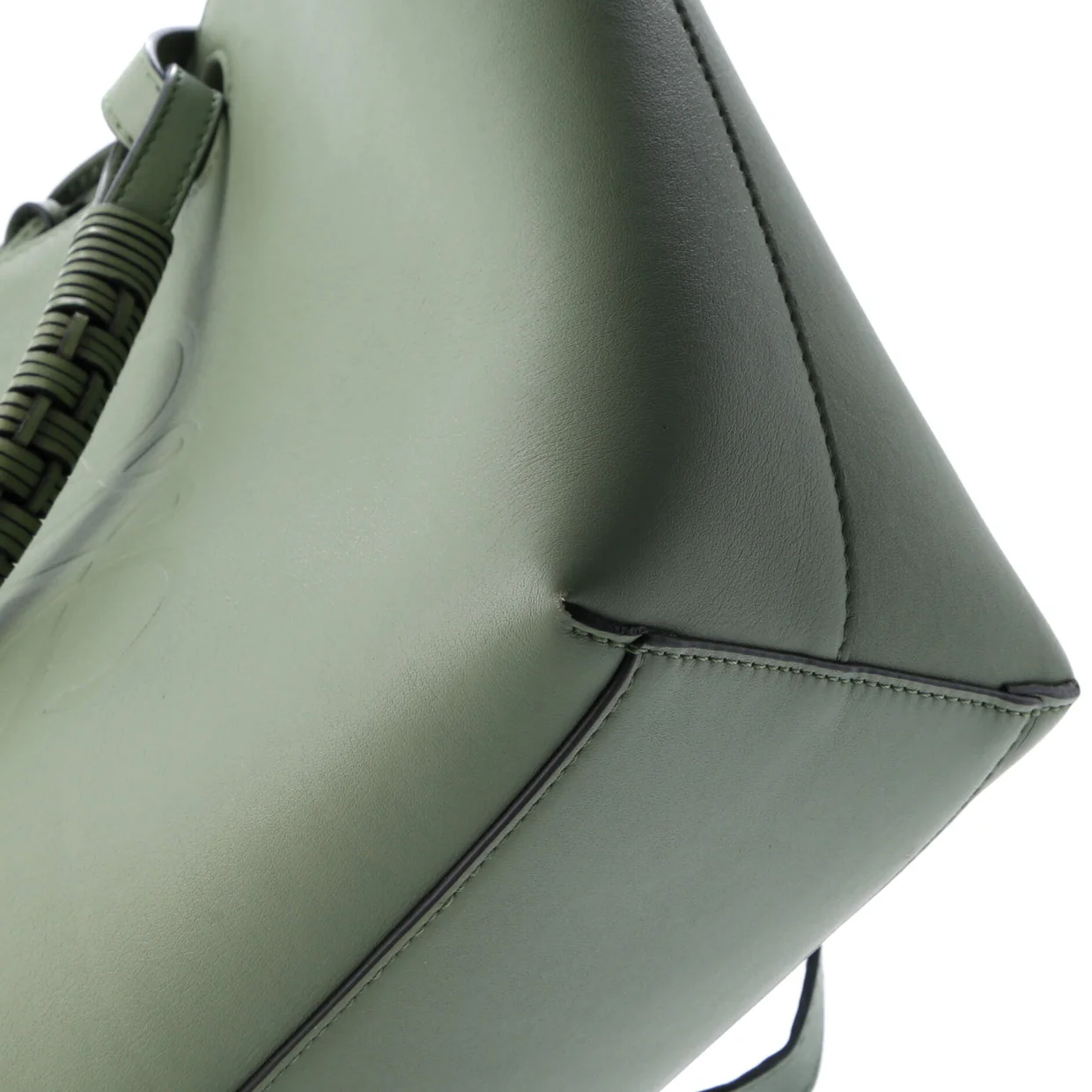 Anagram Tote Leather Small - Deep Luxury