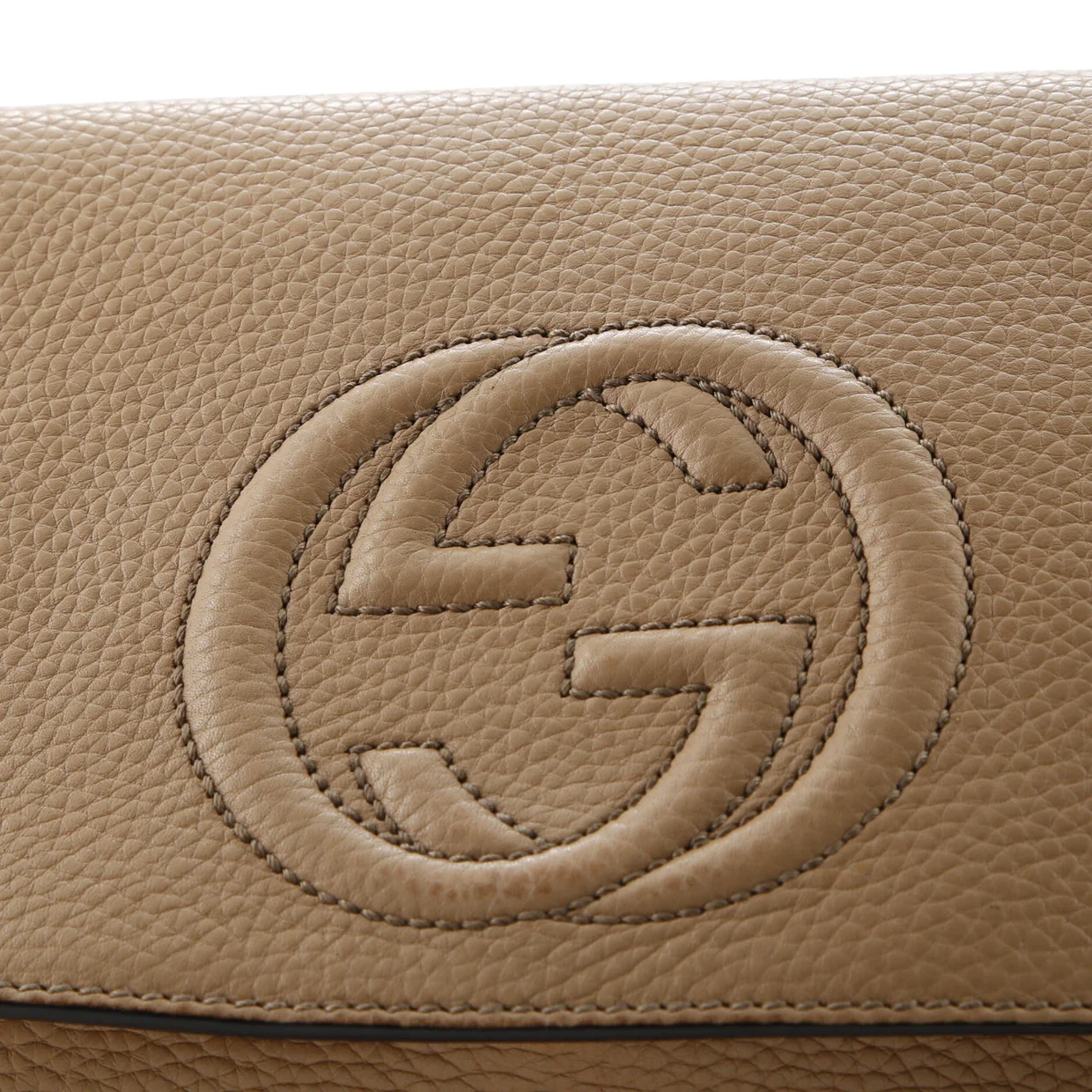 Soho Chain Crossbody Bag Leather Medium - Deep Luxury