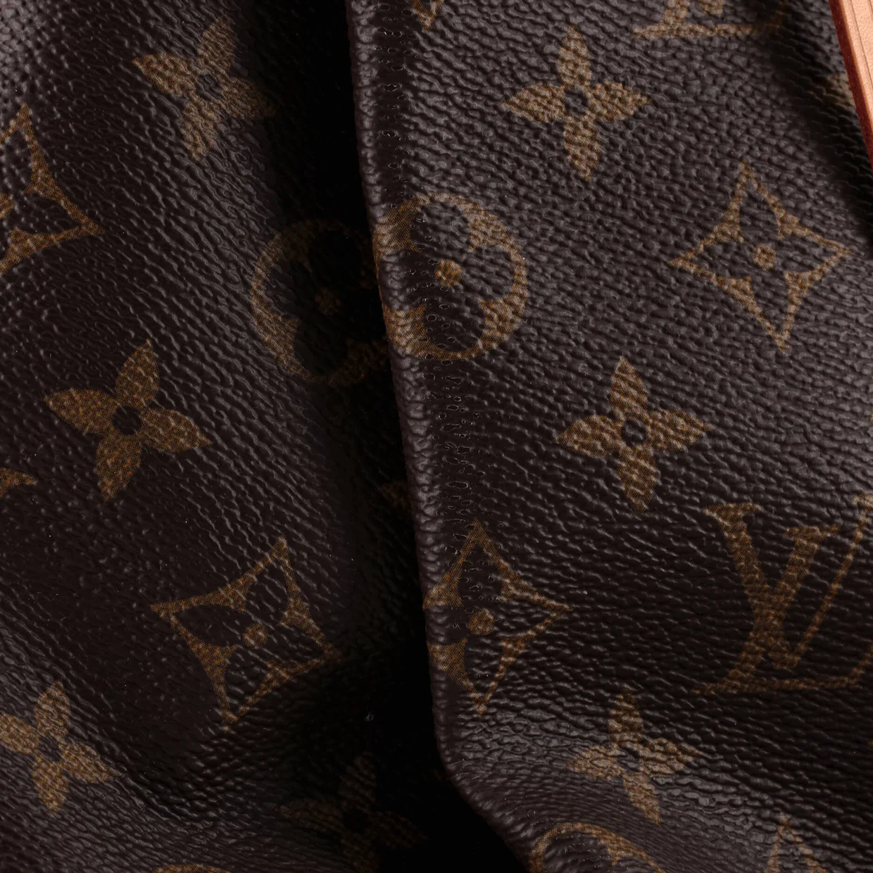 Artsy Handbag Monogram Canvas MM - Deep Luxury