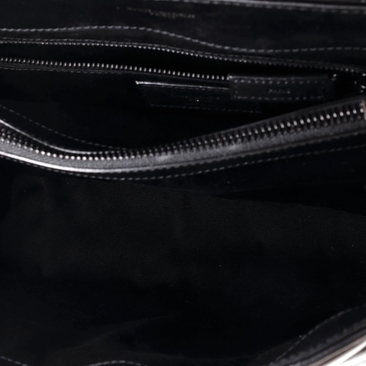 Loulou Shoulder Bag Matelasse Chevron Leather Medium - Deep Luxury