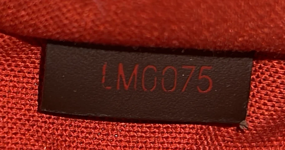 Olav Handbag Damier PM - Deep Luxury