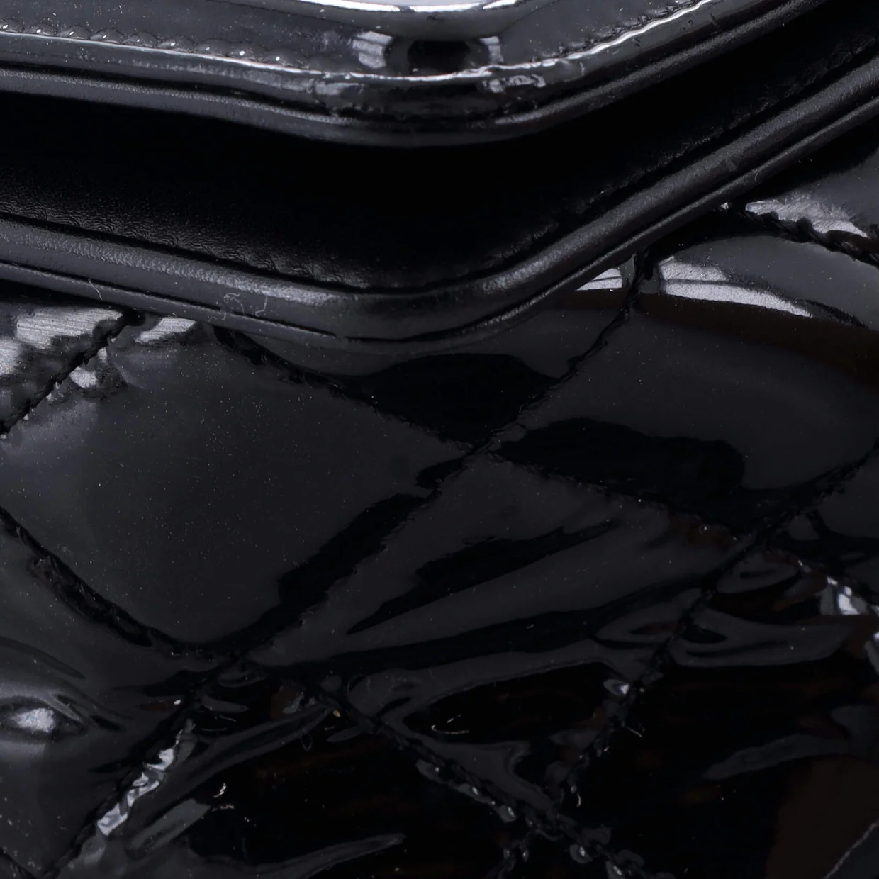 Boy Flap Bag Chevron Patent New Medium - Deep Luxury