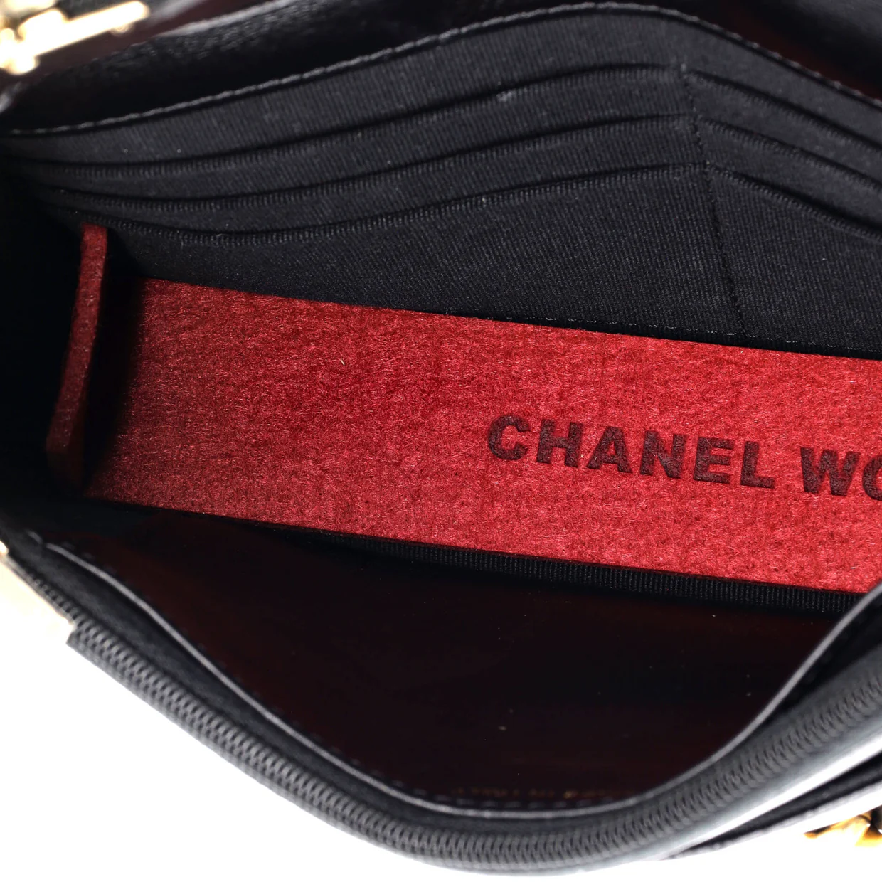 Lacquered Metal CC Wallet on Chain Quilted Lambskin - Deep Luxury