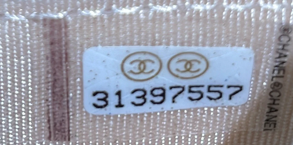 Coco Candy Card Holder on Chain Quilted Caviar - Deep Luxury